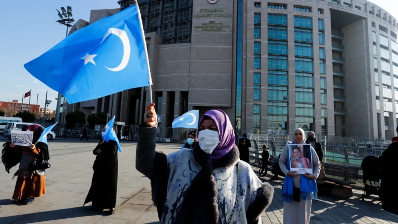 Türkiye'deki Uygurlar Çinli Yetkililere Ceza Davası Açtı