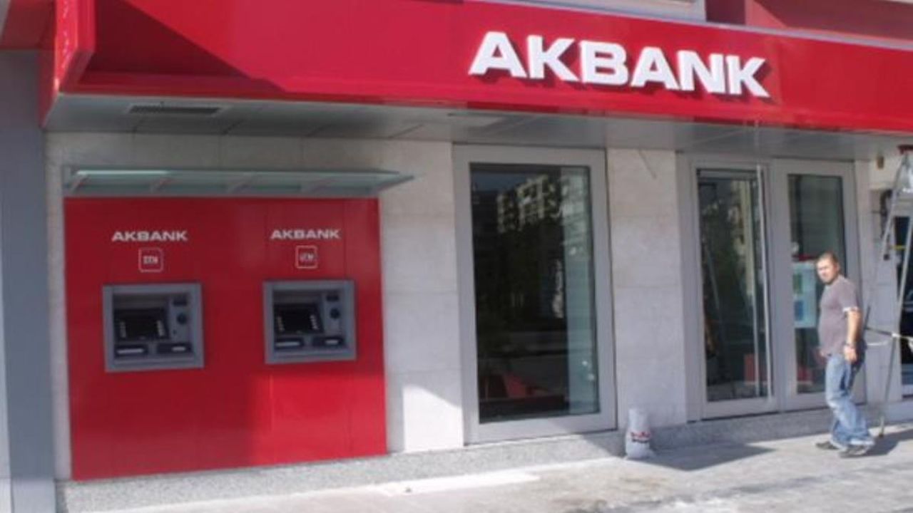 Akbank Sigortası Olan Vatandaşlara 50.000 tl Emekli Vatandaşlara 100.000 tl Veriyor!