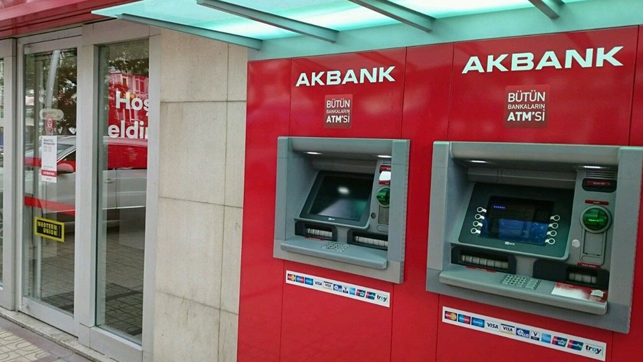 Son Dakika: Akbank Duyurdu Acil İhtiyacınız Varsa 45.000 TL ATM Üzerinden Hemen Ödeyecek