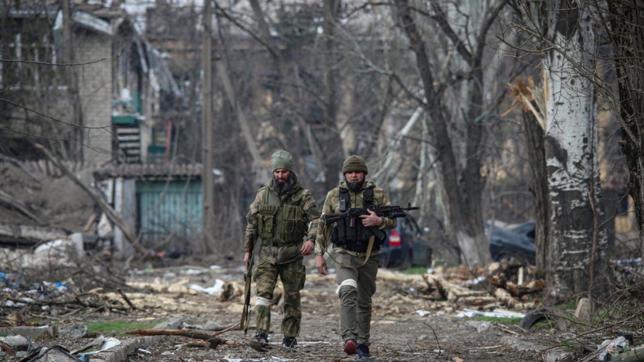 Ukrayna Güçleri Mariupol'da Direniyor
