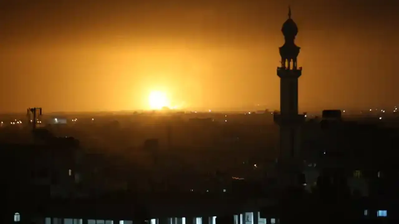 Kudüs'te Tansiyon Yükselirken İsrail'in Gazze Şeridi'ne Saldırısı
