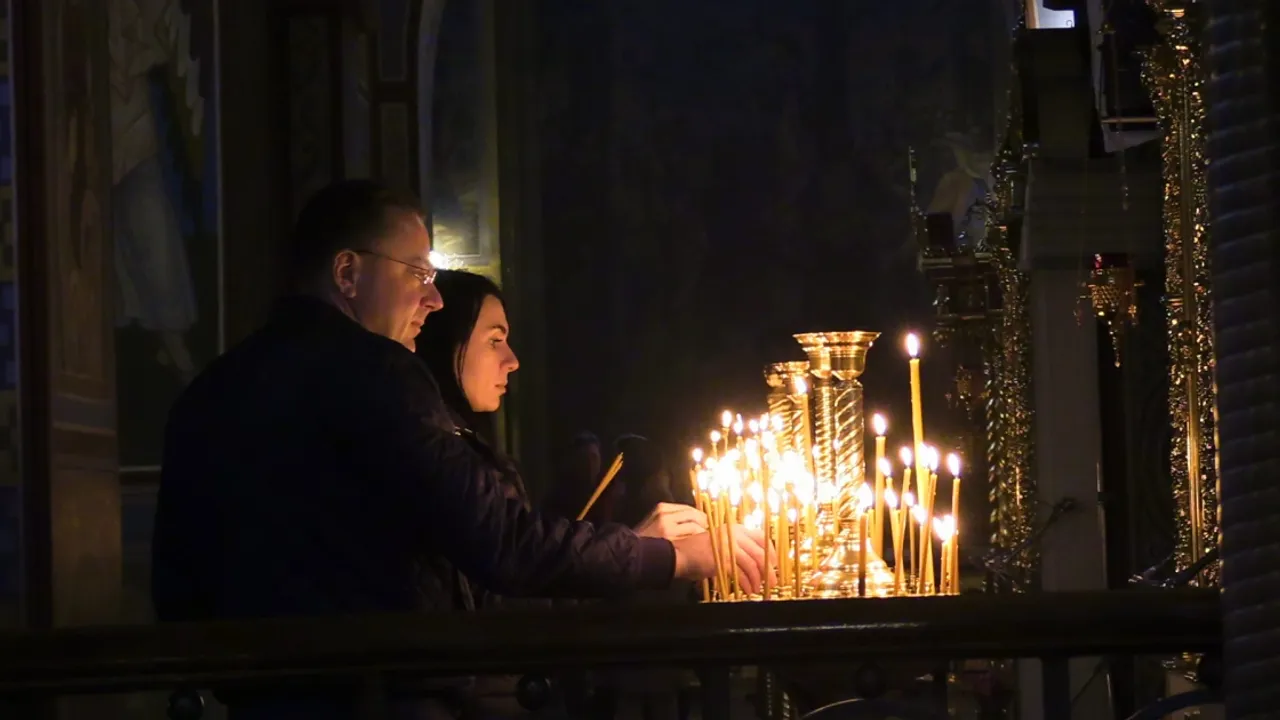 Ukrayna'da Savaş ve Bölünme İle Gölgelenen Ortodoks Paskalya Kutlamaları