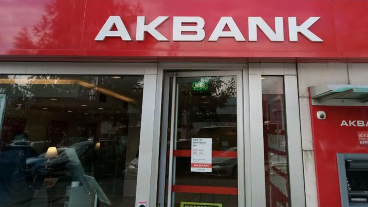 Akbank Bayram İçin Nakit Vermeye Başladı! 10.000 TL Üzerinde Hemen Onay Veriliyor