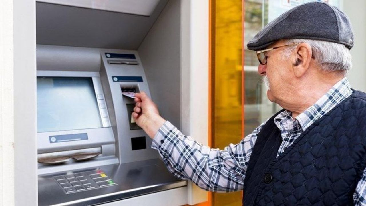 Maaş Hesapları İle İlgili Son Dakika Haberi: Hesabınıza Ek 5 Bin TL Yatacak, Tutarı ATM'den Çekebileceksiniz