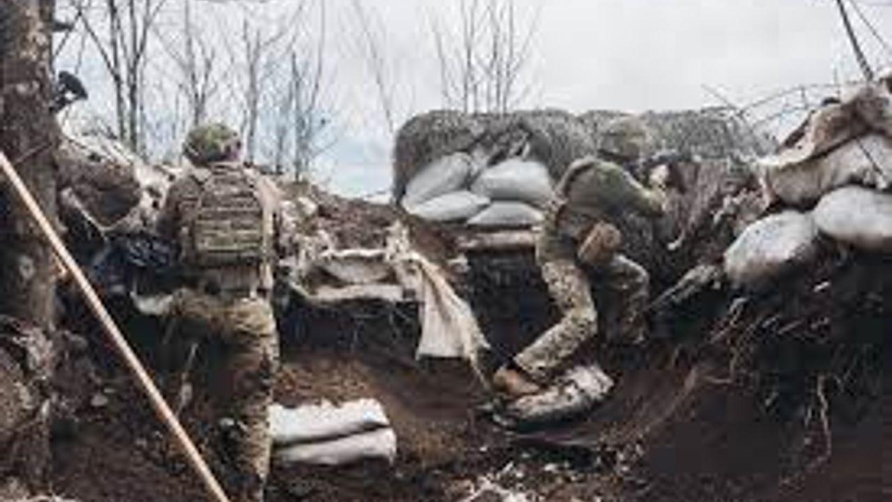 Rus Kuvvetleri Ukrayna'nın Doğusundaki Kreminna'yı Ele Geçirdi