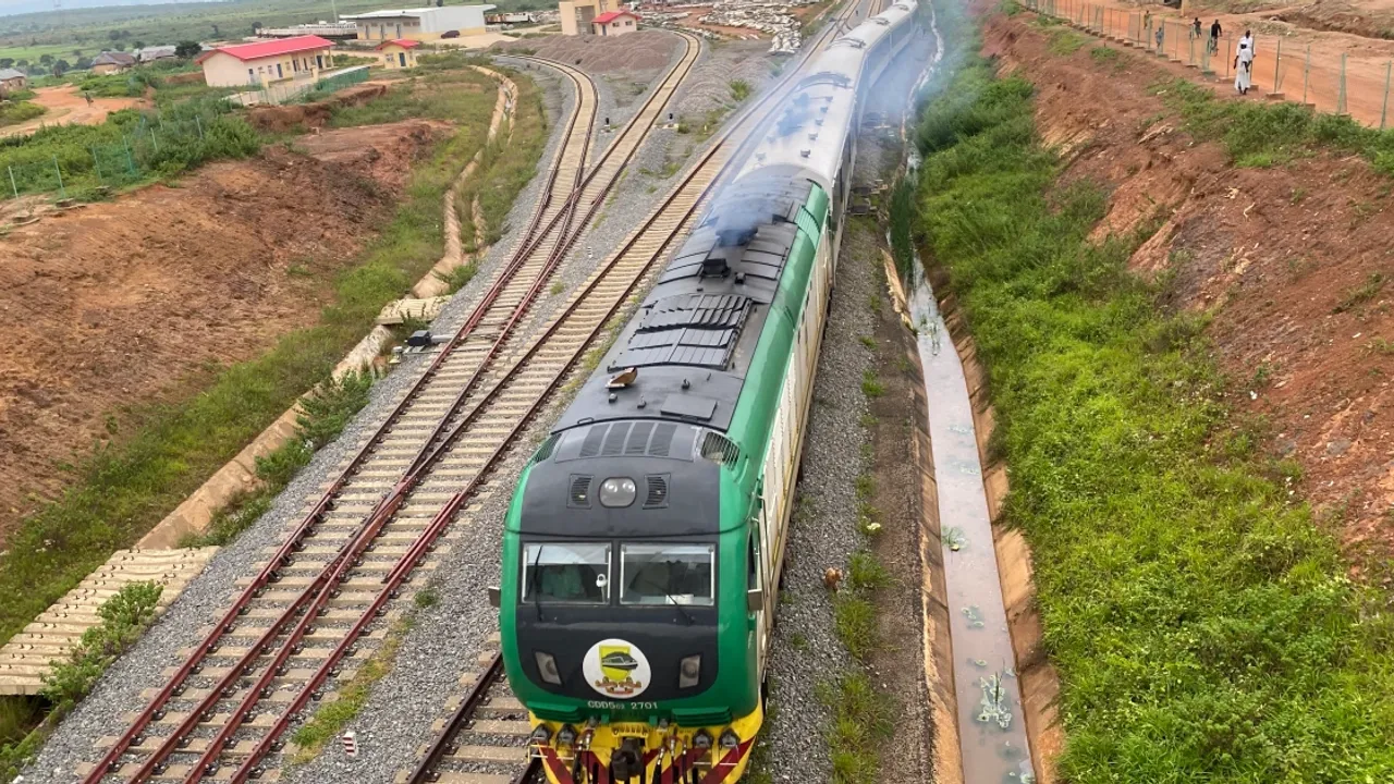 Nijerya: Kayıp Tren Yolcularının Aileleri Hükümetin Sessizliğinden Yakınıyor