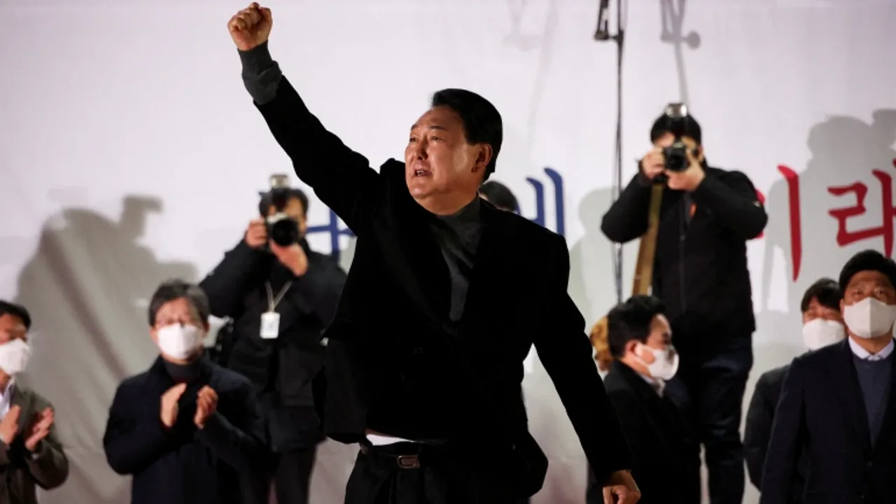 Biden, Güney Kore Liderinin Çin Konusundaki Sert Konuşmasını Test Etmek İçin Ziyaret Etti