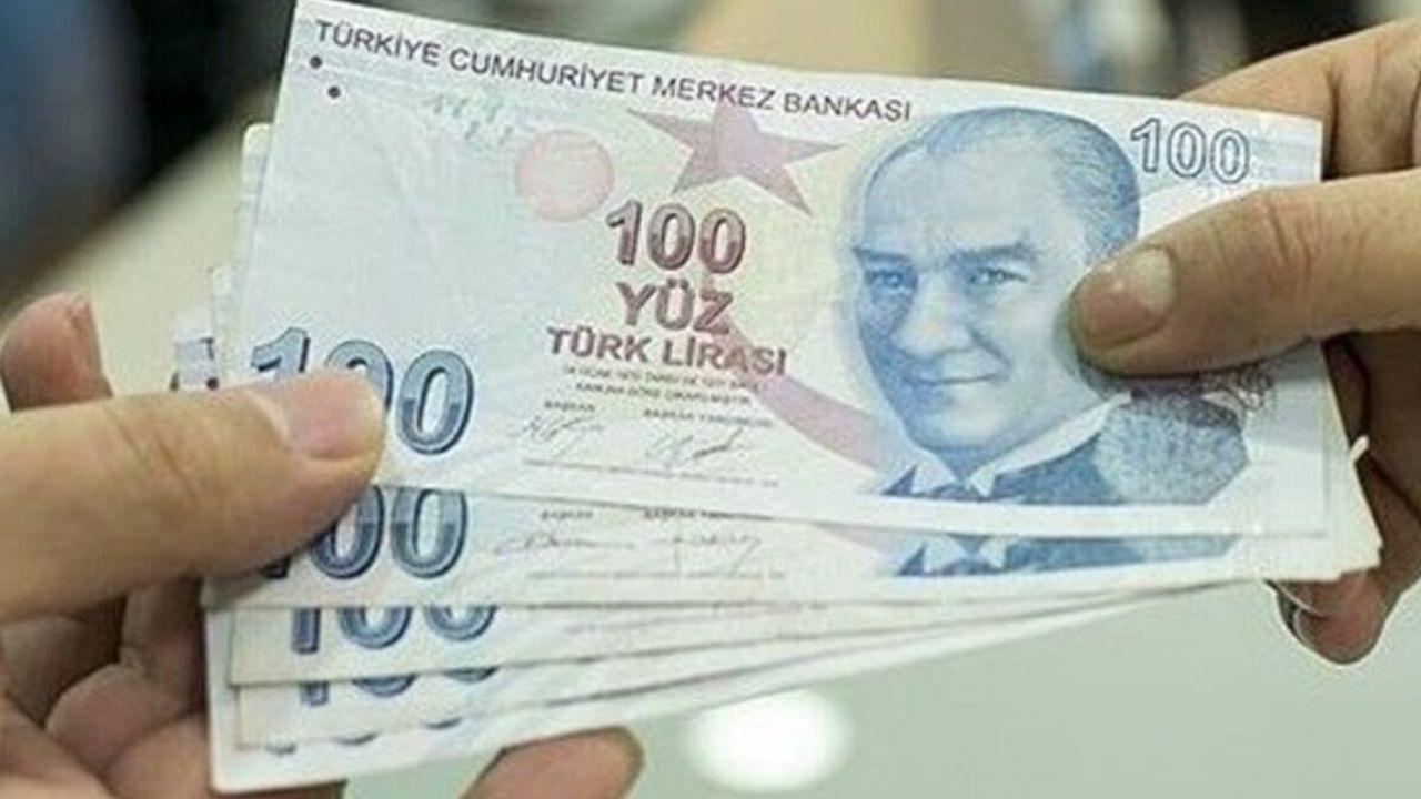 Kamu Bankasından Emekli Vatandaşlara 50.000 TL'ye Kadar Nakit Ödeme! İhtiyaç Kredisi Olarak Hemen Hesaba Atın!