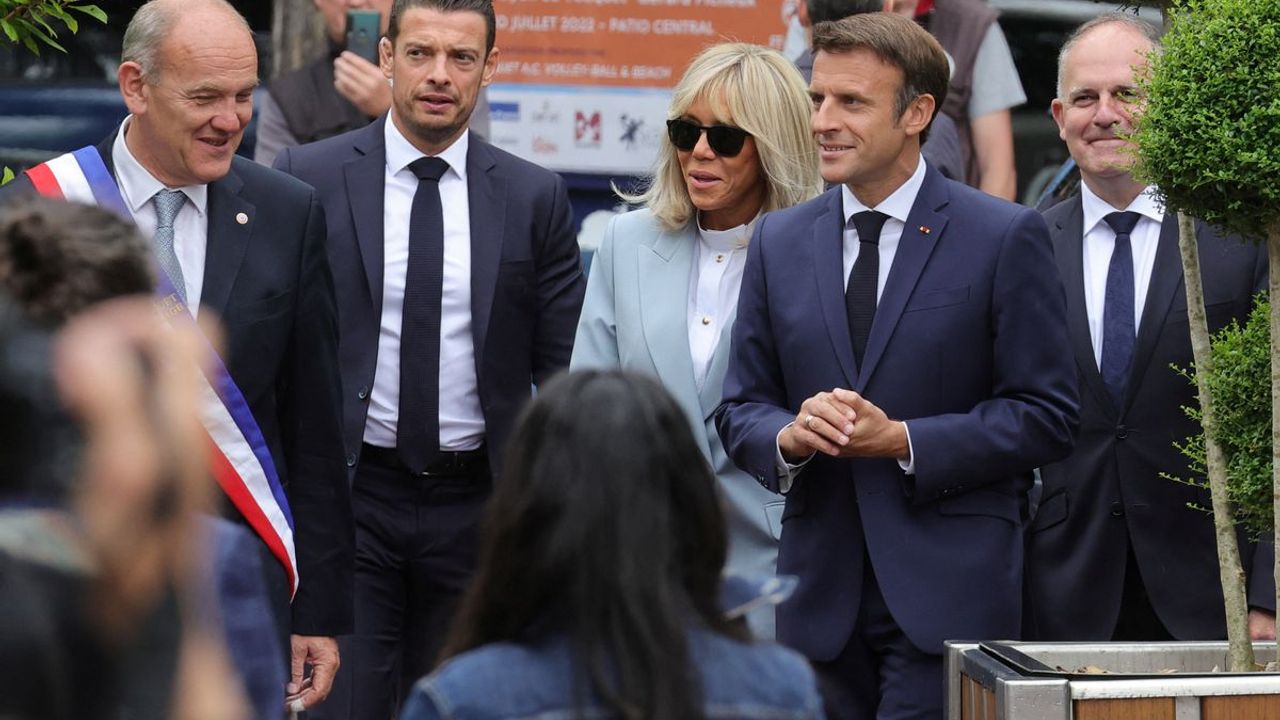 Fransa Seçimleri: Macron Meclis Çoğunluğunu Kaybetti