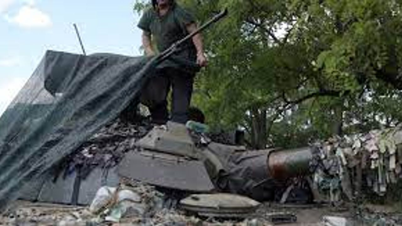 Rusya-Ukrayna Son Güncellemeleri: Luhansk'ta 'Büyük' ​​Bombalama