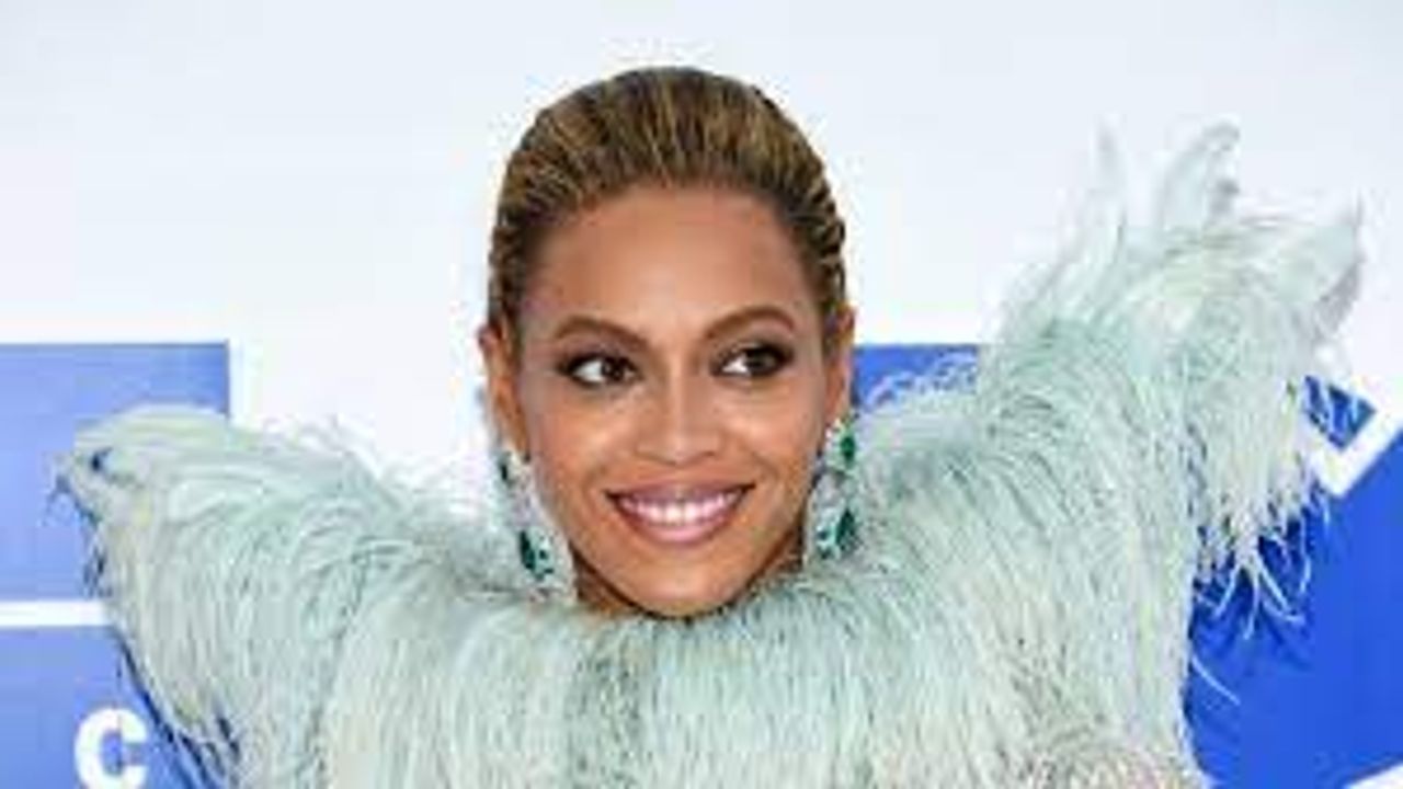 Beyonce'nin Yeni Yaz Şarkısı 'Büyük İstifa'yı Kanalize Ediyor Mu?