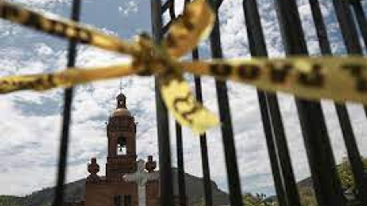 Meksika'da Cizvit Rahiplerin Cesetleri Papa Tarafından Kınandı