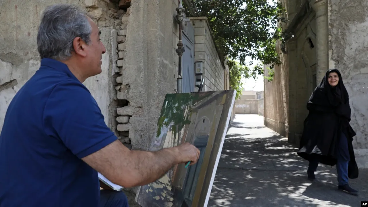 İran'ın Dış Mekan Ressamları Eski Tahran'ı Yakalamaya ve Korumaya Çalışıyor