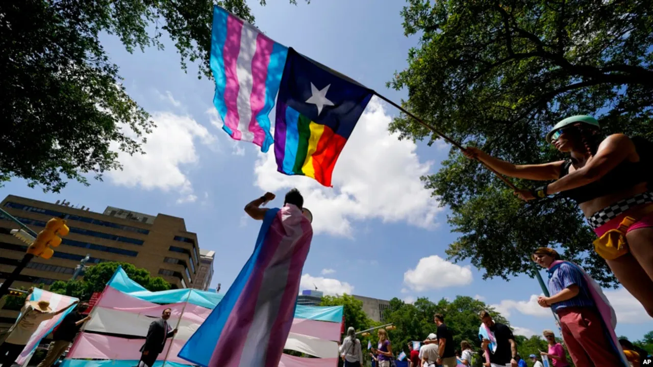 Teksas Yargıcı, 2 Trans Gençlik Ailesinin Soruşturmasını Engelledi