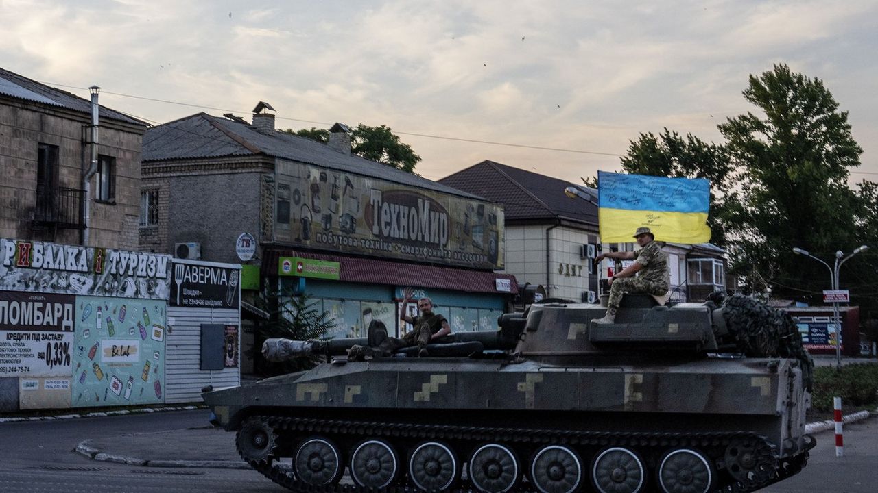 Rusya, Ukrayna'nın Doğusunda 'Gerçek Cehennemi Yükseltmeye' Devam Ediyor