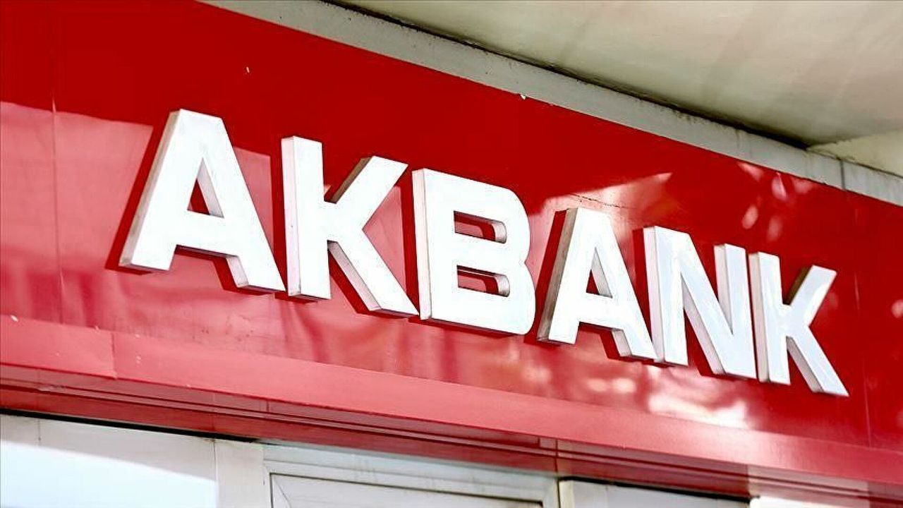 Akbank ve 2 Bankadan Bu Sabah Açıklama Geldi, Nakit Sıkıntısına Bire Bir Kredi 25.000 TL Oldu