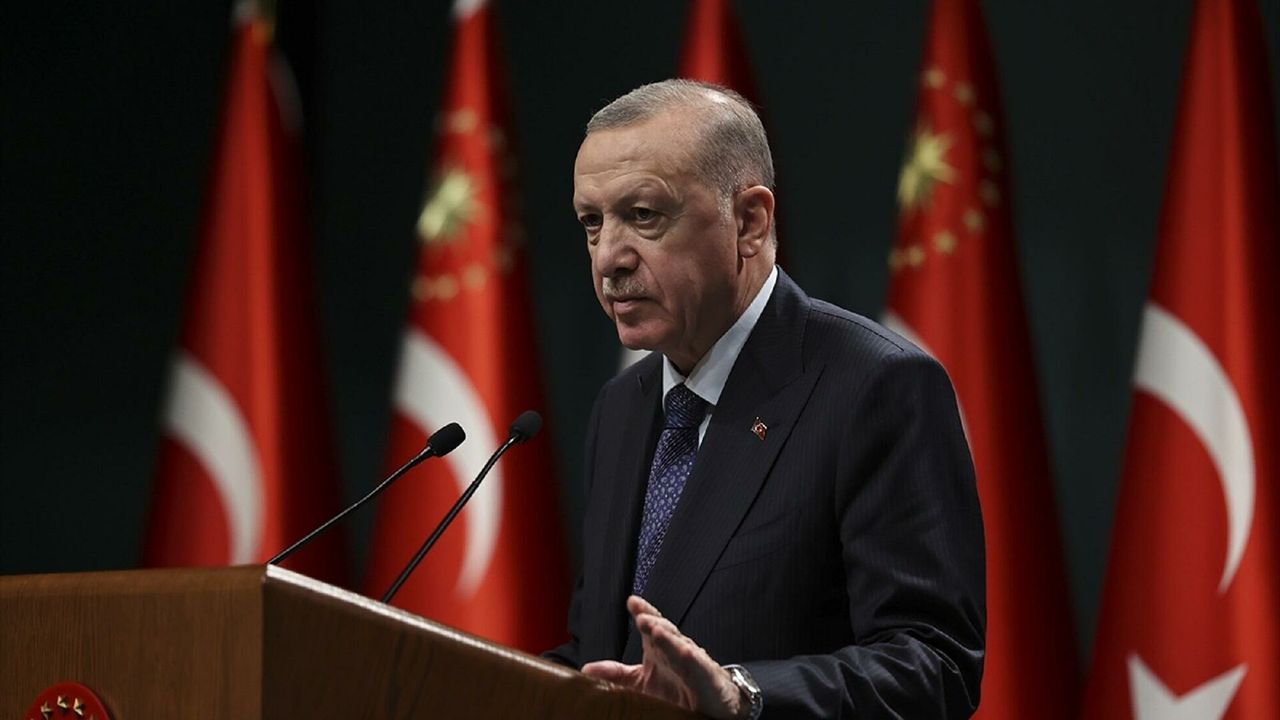 Cumhurbaşkanı Erdoğan, 2023 Yılbaşı İkramiyesi İçin Açıklama Yaptı! Emekliye Müjde Verildi!