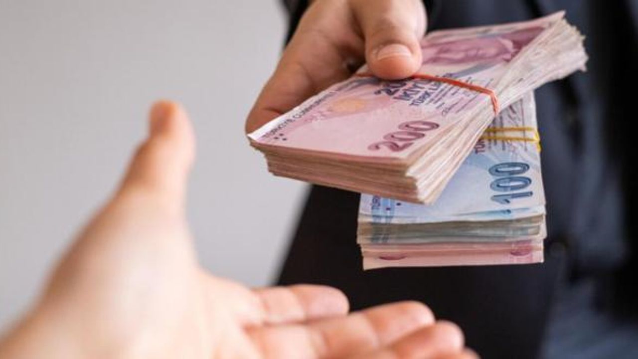 Ziraat Bankası Halkbank Vakıfbank'tan 40.000 TL'ye kadar hızlı Kredi imkanı! Faiz ödemeleri düşük olacak