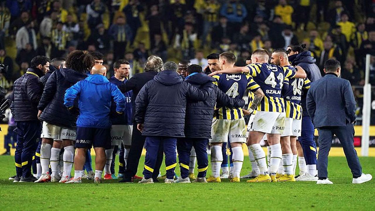 Fenerbahçe'de hezimet sonrası düğmeye basıldı! Jorge Jesus’la...