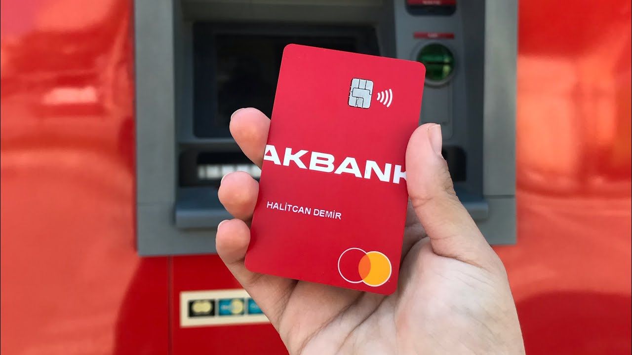 Cebinde Akbank Kredi Kartı ve Banka (ATM) Kartı Olan Herkes İçin Duyuru Yapıldı! 10.000 TL Ödeme Almak Çok Basitleşti...