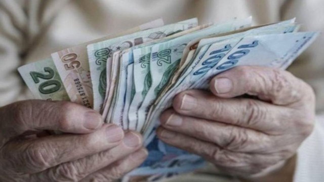 Emeklilere müjdeli haber var! Vakıfbank devlet destekli onay verecek ve Her emekliye belirli limitlerde ödeme yapacak!