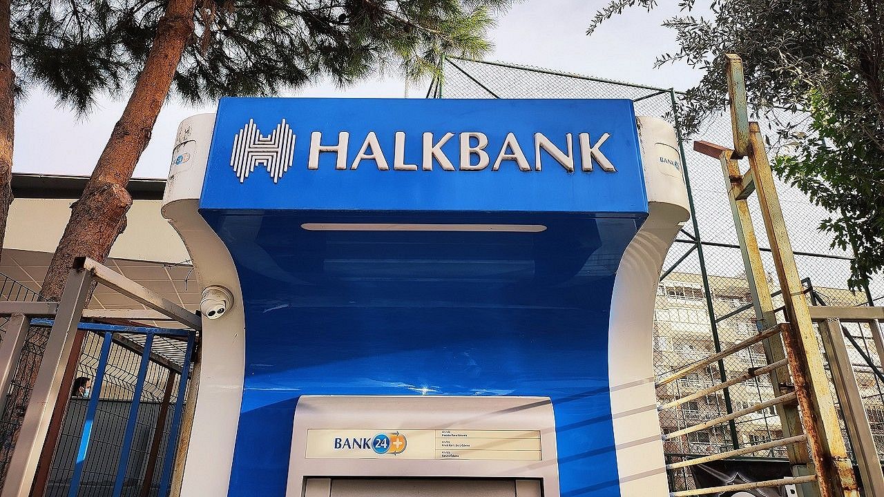 Halkbank, SMS ve İnternet Bankacılığıyla Kredi Başvurularında Limiti 70 Bin TL'ye Çıkardı