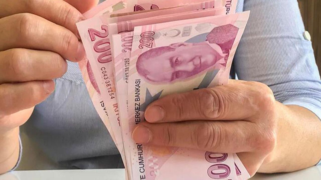 SGK SSK ve Bağkur Emeklisine Müjde, O Banka Tam Tamına 100.000 TL Ödeyecek 