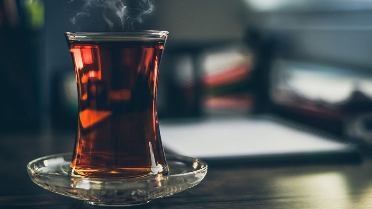 Çay tiryakileri bu habere çok üzülecek: Çaya, üç ay içerisinde üçüncü kez zam geldi…