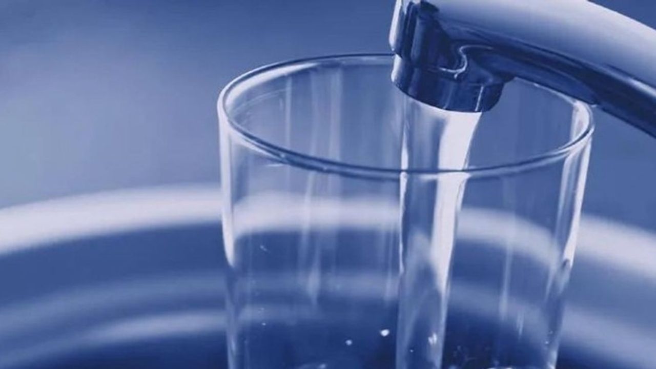 Su içerken eli titretecek rekor zam: O ilçede içme suyuna yüzde 200 zam geldi!