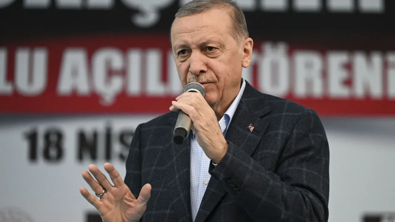Cumhurbaşkanı Erdoğan duyurdu: 18-30 yaş arasındaki tüm gençlere faizsiz kredi dağıtılacak!