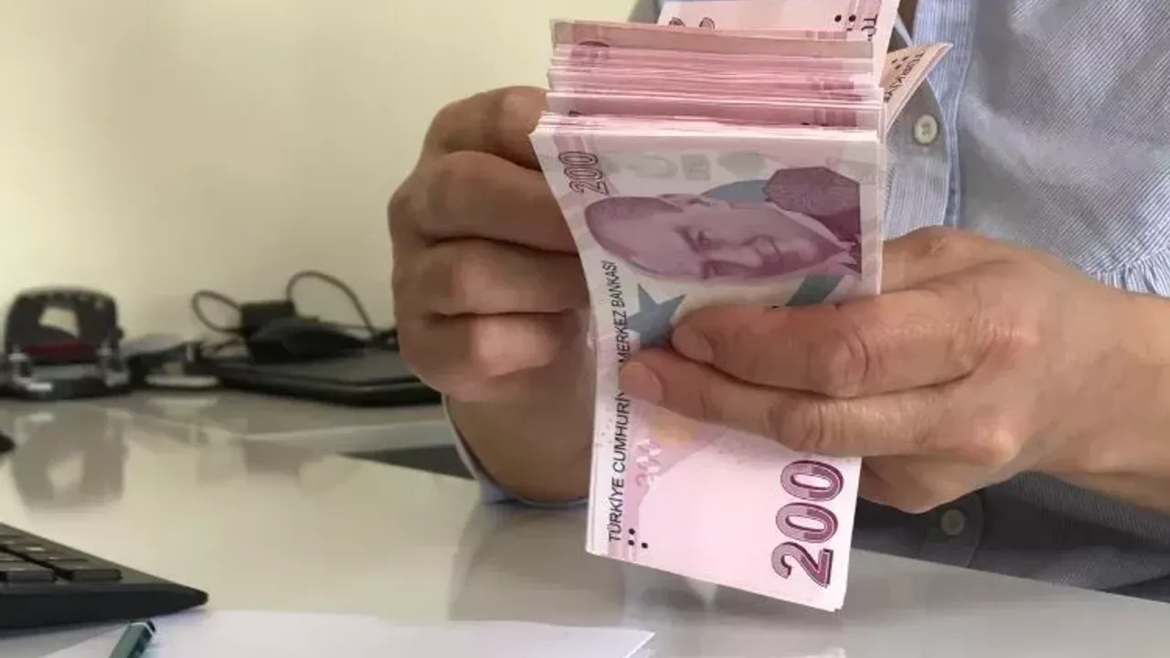 Bankadan promosyon müjdesi: Çalışanlar paraya doyacak! 17.500 lira için imzalar atıldı...