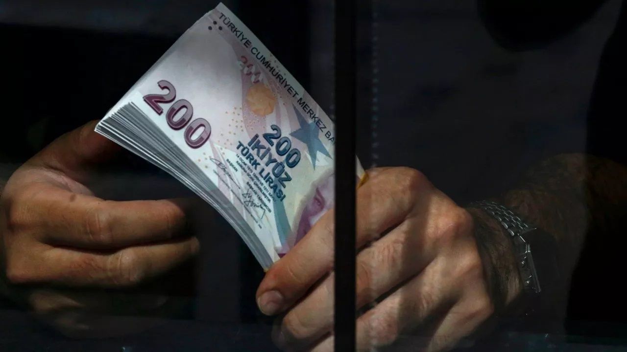 Oranlar günlük değişiyor: Ziraat Bankası 1 milyon lira için yeni faizi belirledi! Geçen hafta çekenler 8 bin lira zarard