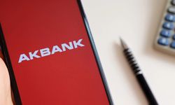 Akbanktan emekliye çifte jest: 7 bin TL karşılıksız ödemeye ek 3 bin TL’lik ödül dağıtıyor!