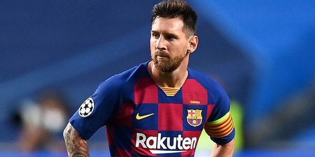 Lionel Messi, Paris St-Germain ile İki Yıllık Anlaşma İmzaladı