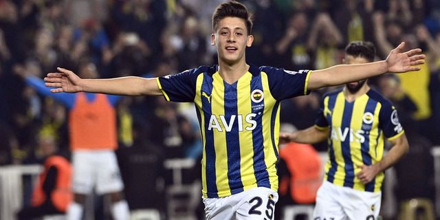 Fenerbahçe’nin yıldızı tarihe geçecek! Dev kulüplerin radarında