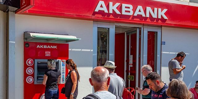 Akbank, Emeklilere Özel 13.500 TL Nakit Kredi Fırsatı Sunuyor!