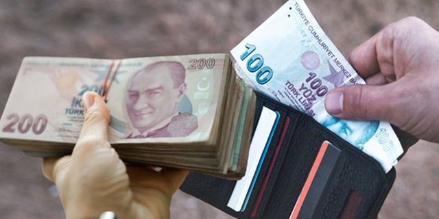 Aile destek ödemeleri zamlandı: 1.900 lira anında hesaba yatıyor! Tek bir şart aranıyor…