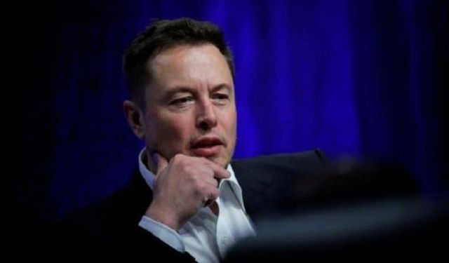 Elon Musk, Tesla'nın Model S'sinin 500 Millik Menzilli Versiyonunu İptal Etti