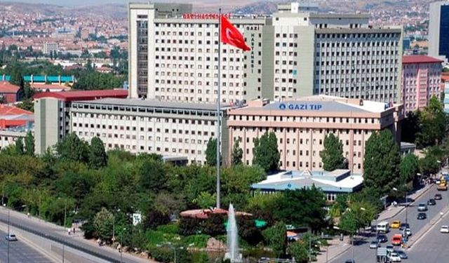 Gazi Üniversitesi Hastanesi Müdürü Bıçaklı Saldırıya Uğrayıp Ağır Yaralandı