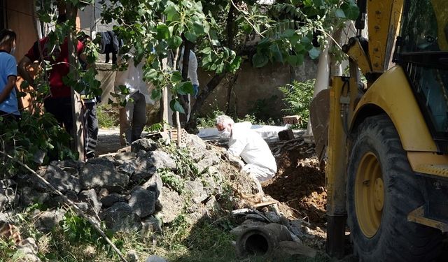 Pendik'te Afganistan Uyruklu Genci Öldürüp Üzerine Beton Döktüler!