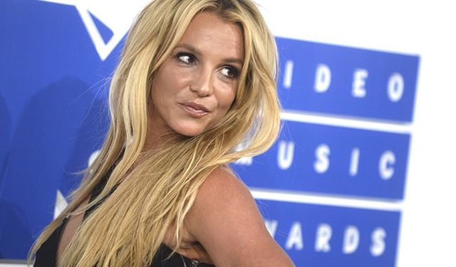 Britney Spears’ın Babası, Vasilikten Ayrılmayı Kabul Etti