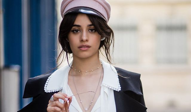 Camila Cabello Karın Bölgesini Paylaştı ve Destek Mesajları Aldı