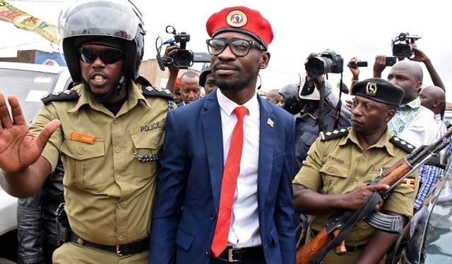 Ugandalı Muhalefet Lideri Bobi Wine 'Ev Hapsinde'