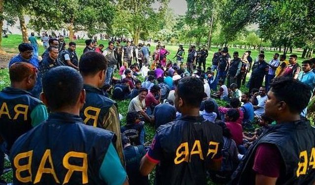 Bangladeş, ABD'nin RAB ve Güvenlik Şeflerine Yönelik Yaptırımlarını Protesto Etti