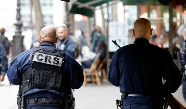 Paris Tren İstasyonunda Bıçaklı Adam Polis Tarafından Vurularak Öldürüldü