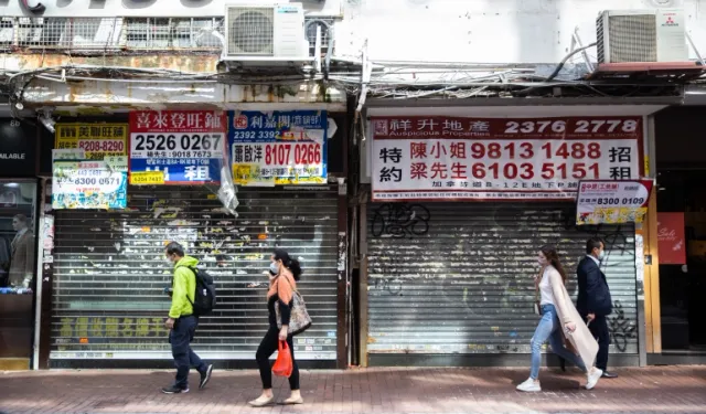 Hong Kong'da 'Sıfır COVID' Küçük İşletmelere Diz Çöktürüyor