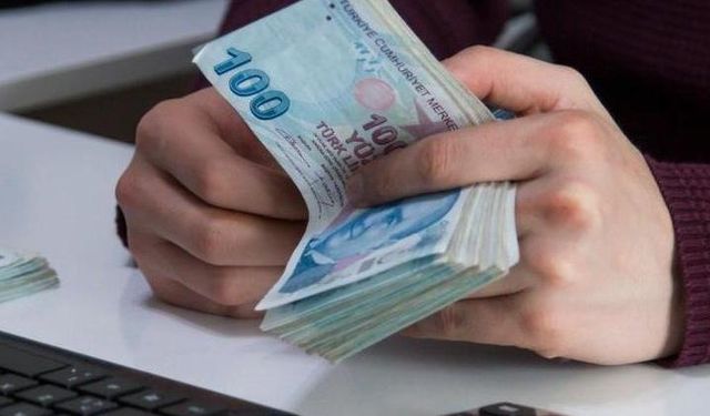 İsteyen Herkesin Hesabına 30 Gün Boyunca Tamamen Faizsiz Olacak Şekilde 1000 TL İhtiyaç Kredisi Gönderiliyor