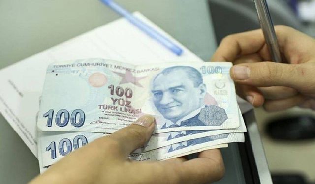 Son dakika: Kredi Faiz Oranları Tepetaklak Düştü! Özel Bankalar, İhtiyaç Kredisi Faizlerinde Peş Peşe İndirim Yapıyor