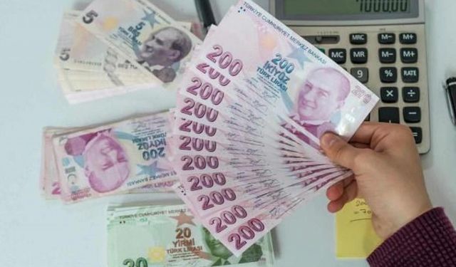 Sigortalı olarak çalışan kişilere müjde! 100.000 TL'ye kadar nakit artık sıkıntı değil, İstediğiniz zaman hesabınıza