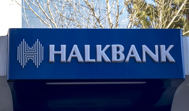 Halkbank emekliye müjdeli haber dedi! Emekli maaşı alan kişilerin hesabına 45000 TL Ödeyecek